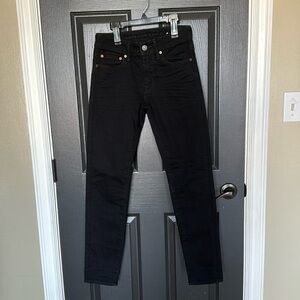 listing-status-banner